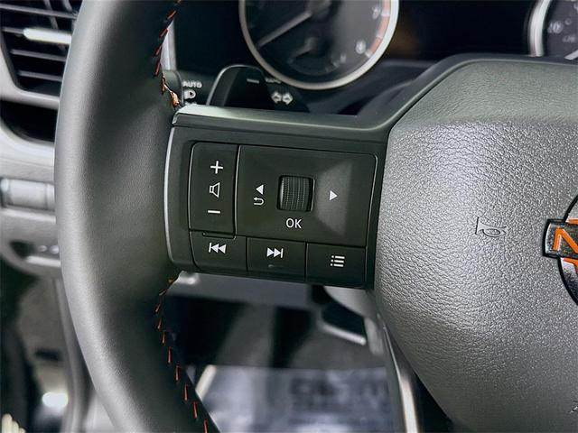 Photo of 2025 Super Black Nissan Rogue