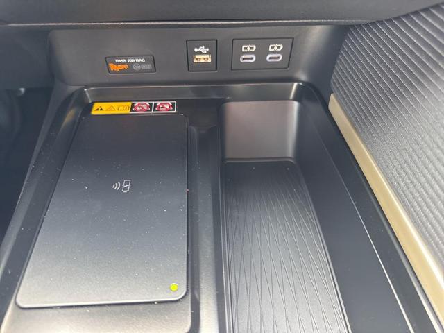 Photo of 2025 Black Toyota Camry