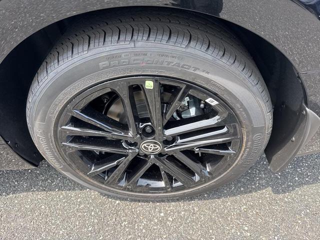 Photo of 2025 Black Toyota Camry