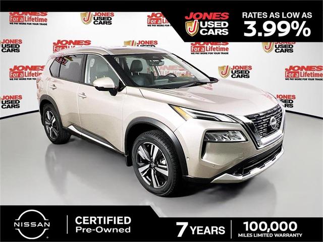 Photo of 2022 Champagne Silver Metallic Nissan Rogue