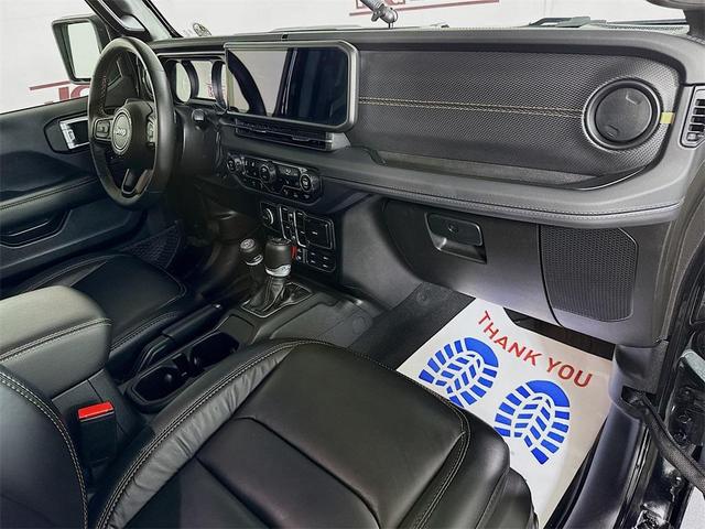 Photo of 2024 Black Clearcoat Jeep Wrangler