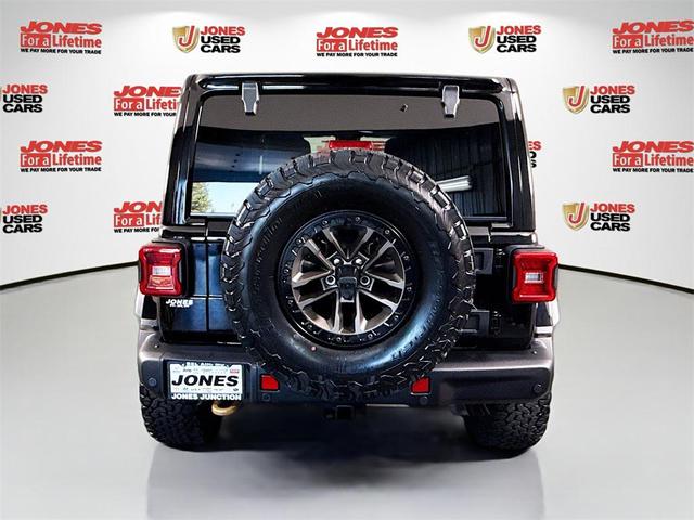 Photo of 2024 Black Clearcoat Jeep Wrangler