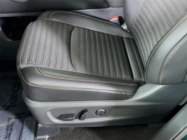 Photo of 2024 Obsidian Green Pearl Nissan Pathfinder