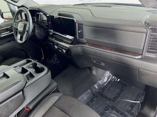 Photo of 2024 Summit White GMC Sierra 2500