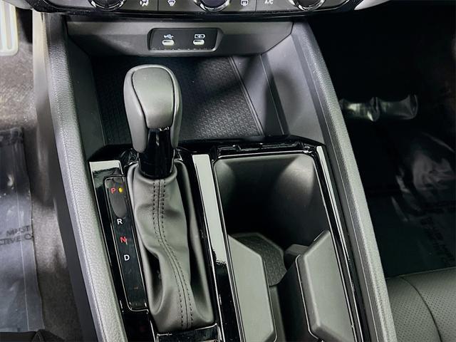 Photo of 2024 Still Night Pearl Honda Accord Hybrid