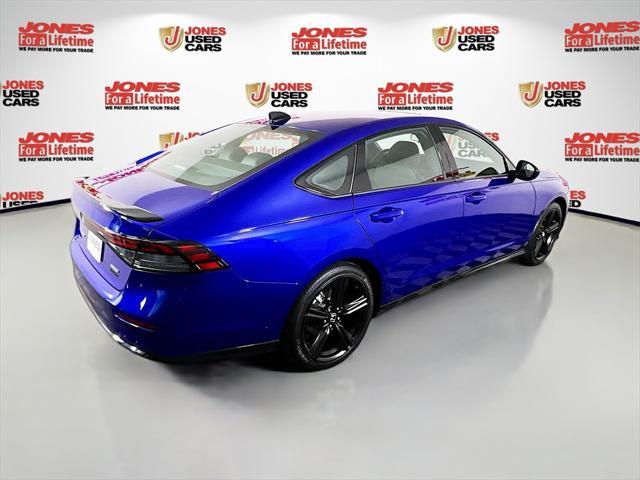 Photo of 2024 Still Night Pearl Honda Accord Hybrid
