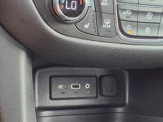 Photo of 2024 Summit White Chevrolet Equinox