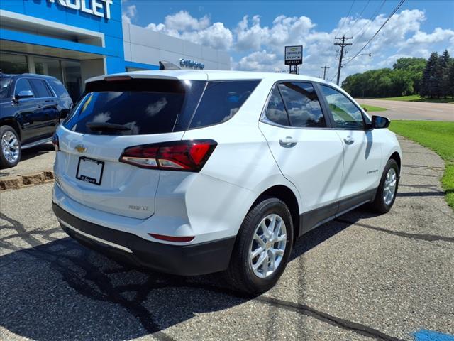 Photo of 2022 Summit White Chevrolet Equinox