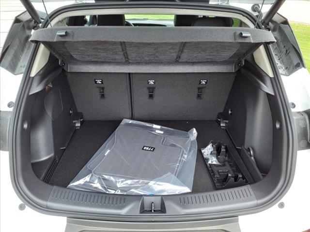 Photo of 2025 Summit White Buick Encore GX
