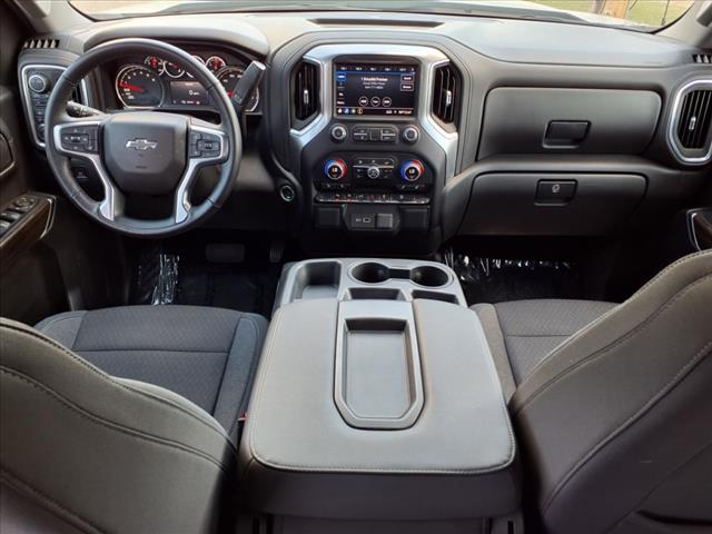 Photo of 2022 Silver Ice Metallic Chevrolet Silverado 1500