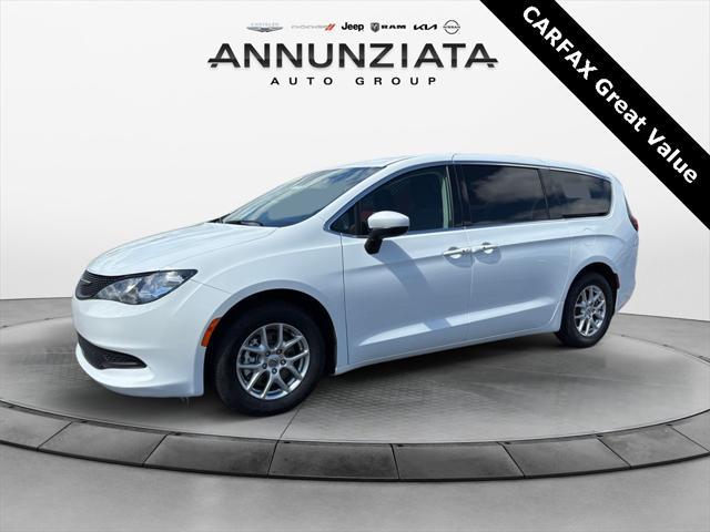 2023 Chrysler Voyager