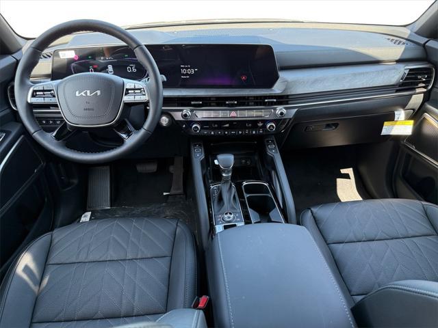 Photo of 2025 Wolf Gray Kia Telluride
