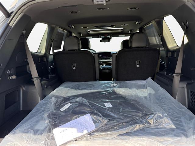 Photo of 2025 Wolf Gray Kia Telluride