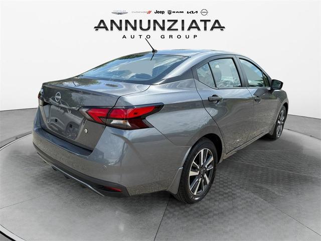 Photo of 2024 Gun Metallic Nissan Versa