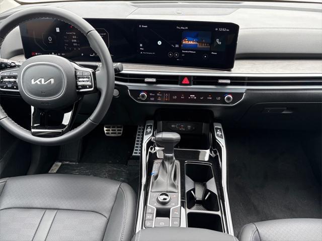 Photo of 2025 Jungle Green Kia Sorento