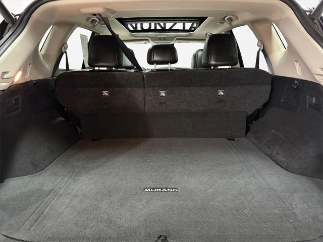 Photo of 2023 Pearl White Tricoat Nissan Murano
