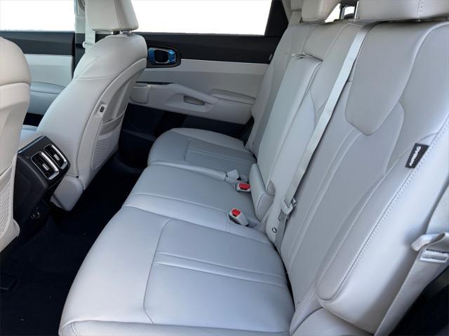 Photo of 2025 Midnight Lake Blue Kia Sorento