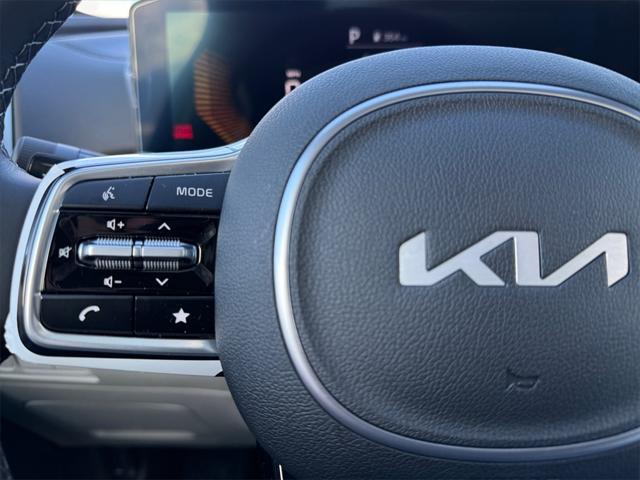 Photo of 2025 Midnight Lake Blue Kia Sorento
