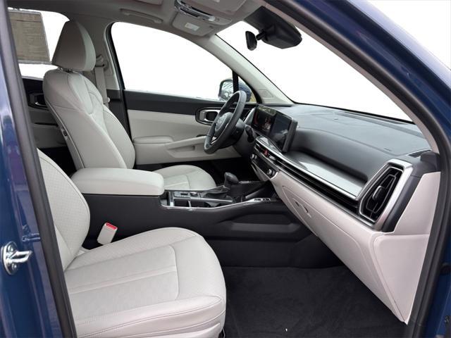 Photo of 2025 Midnight Lake Blue Kia Sorento