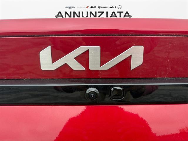 Photo of 2025 Currant Red Kia K4