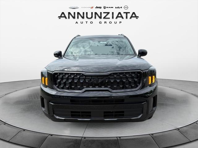 Photo of 2025 Ebony Black Kia Telluride