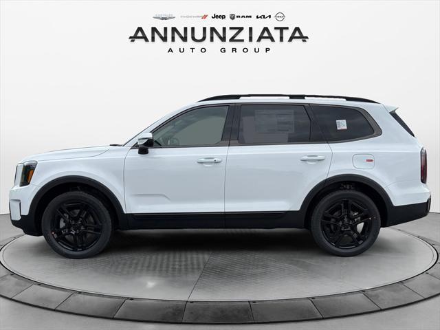 Photo of 2025 Glacial White Pearl Kia Telluride
