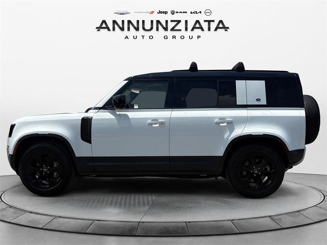Photo of 2020 Fuji White Land Rover Defender