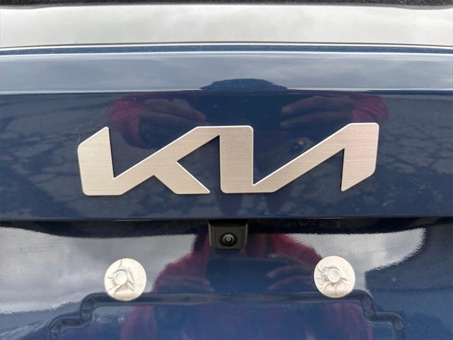 Photo of 2025 Midnight Lake Blue Kia Sorento
