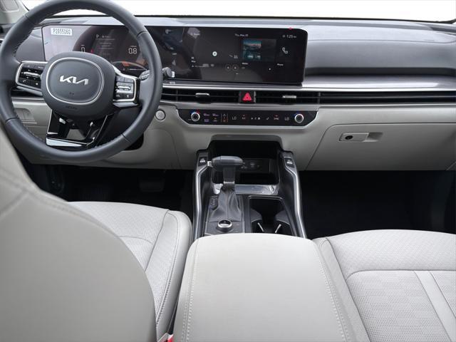 Photo of 2025 Midnight Lake Blue Kia Sorento