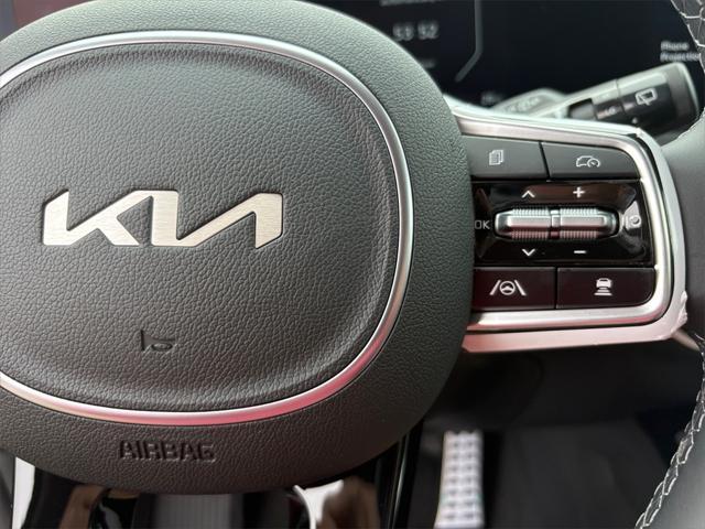 Photo of 2025 Dawning Red Kia Sorento