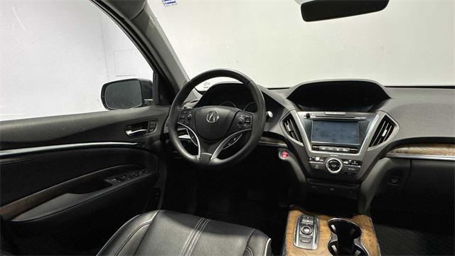 Photo of 2019 Gunmetal Metallic Acura MDX