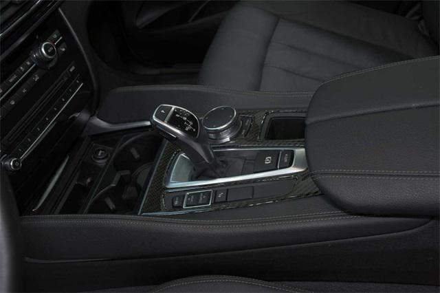 Photo of 2019 Jet Black BMW X6