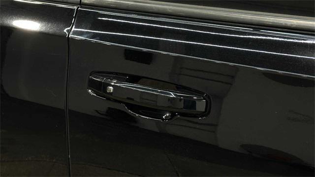 Photo of 2022 Iridescent Pearl Tricoat Chevrolet Suburban