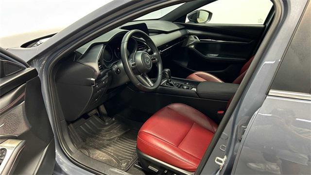 Photo of 2023 Polymetal Gray Metallic Mazda Mazda3