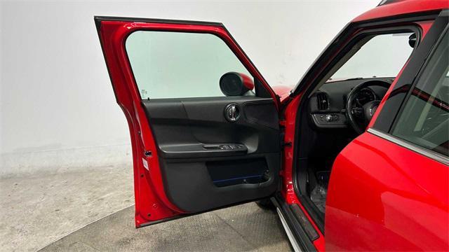 Photo of 2019 Chili Red MINI Countryman