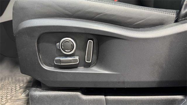 Photo of 2023 Gondwana Stone Metallic Land Rover Defender