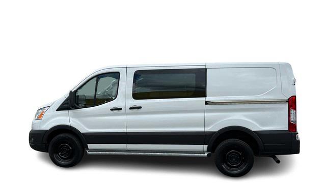 Photo of 2022 Oxford White Ford Transit-250