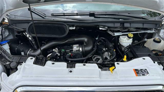Photo of 2022 Oxford White Ford Transit-250
