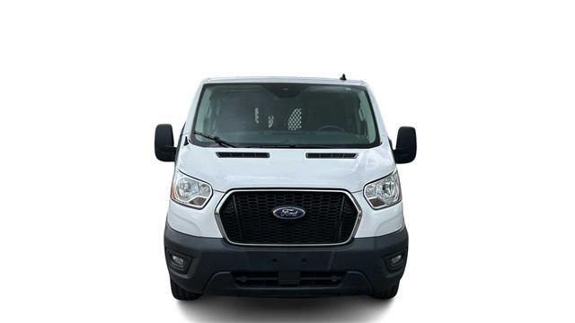 Photo of 2022 Oxford White Ford Transit-250