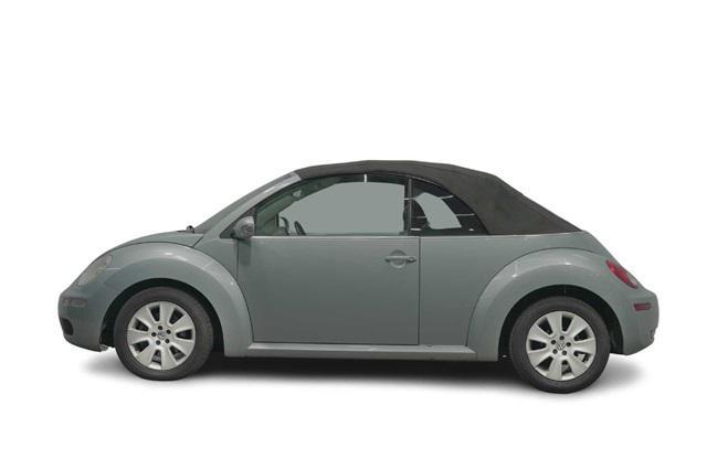 2010 Volkswagen New Beetle