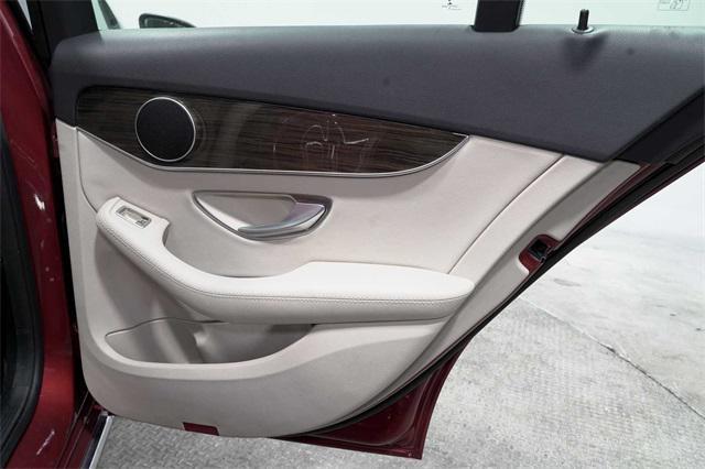 Photo of 2018 Cardinal Red Mercedes-Benz C-Class