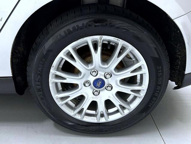 Photo of 2012 Ingot Silver Ford Focus