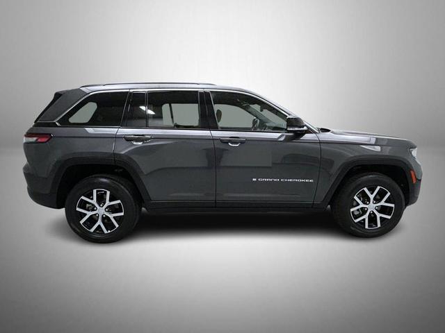 Photo of 2024 Baltic Gray Metallic Clearcoat Jeep Grand Cherokee