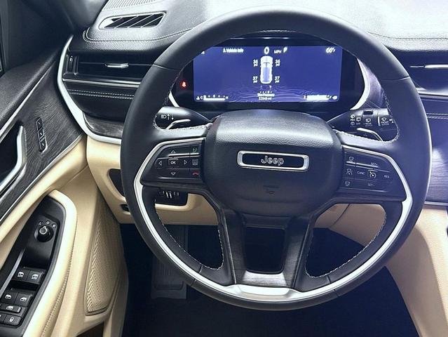 Photo of 2024 Baltic Gray Metallic Clearcoat Jeep Grand Cherokee