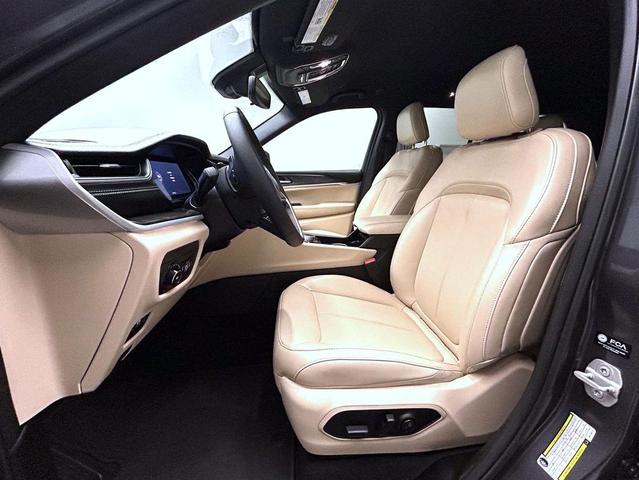 Photo of 2024 Baltic Gray Metallic Clearcoat Jeep Grand Cherokee