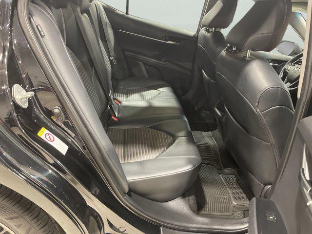 Photo of 2019 Midnight Black Metallic Toyota Camry