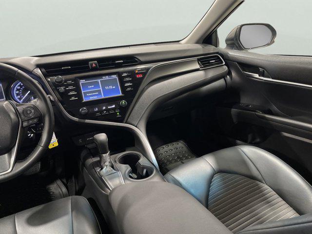 Photo of 2019 Midnight Black Metallic Toyota Camry