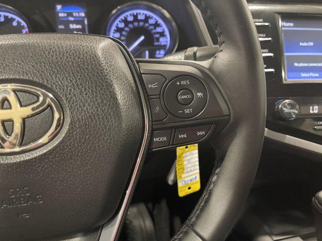 Photo of 2019 Midnight Black Metallic Toyota Camry
