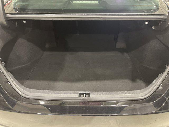 Photo of 2019 Midnight Black Metallic Toyota Camry