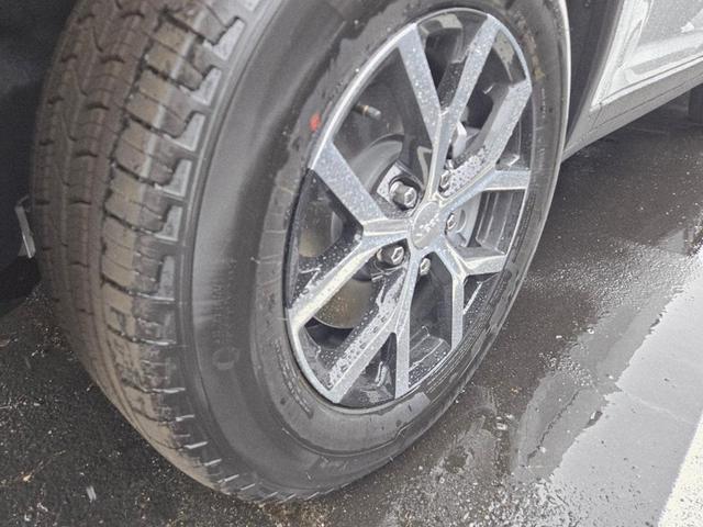 Photo of 2025 Bright White Clearcoat Jeep Grand Cherokee L